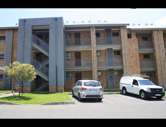 2 BEDROOM APARTMENT FOR SALE IN NOORDWYK